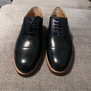 CHARLES TYRWHITT NAVY HORNICK OXFORD TOE CAP SHOE SIZE 9.5